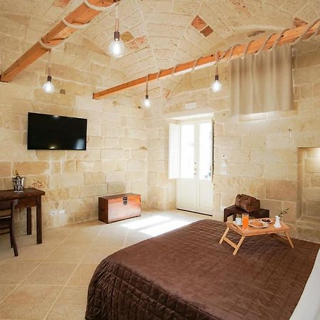 Dimora La Fuga Bed & Breakfast Zollino Екстериор снимка