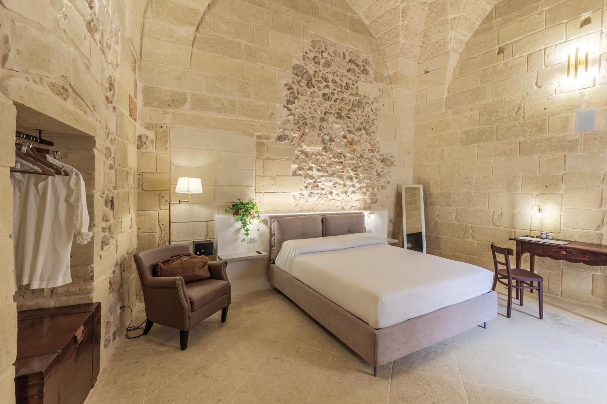 Dimora La Fuga Bed & Breakfast Zollino Екстериор снимка