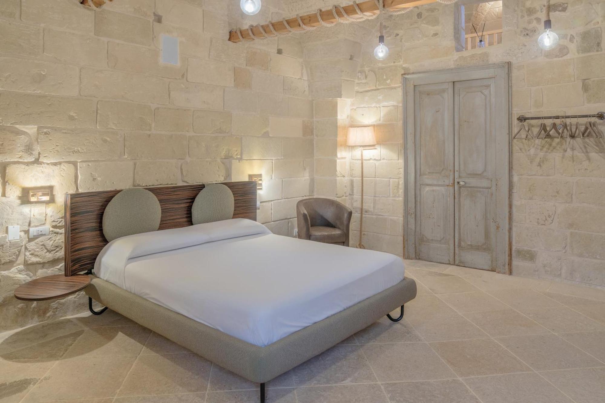 Dimora La Fuga Bed & Breakfast Zollino Екстериор снимка